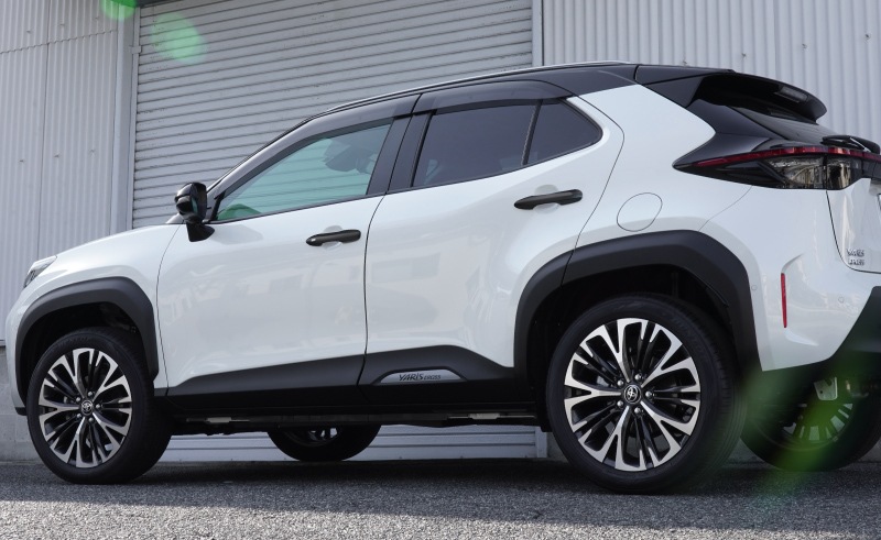 ������ꥹ������ ��ꥹ�б� �ɥ��ϥ�ɥ륬���˥å��� �ޥåȥ֥�å��ž夲 4P�åȥ西 TOYOTA YARIS CROSS �������� ���� �ѡ��� �ɥ쥹���å� ���������꡼ �ҳ��� ������ ���ץ����