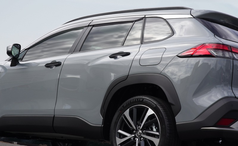 新型カローラクロス ドアハンドルガーニッシュ マットブラック仕上げ 4P 2026年マイナーチェンジ後対応｜トヨタ TOYOTA COROLLA CROSS 6AA-ZVG11 3BA-ZSG10 6AA-ZVG15 カスタム 専用 パーツ ドレスアップ アクセサリー 社外品 エアロ オプション