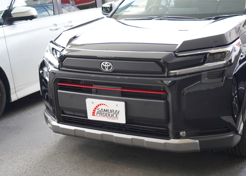 【販売準備中】新型RAV4 60系 Adventure 専用 フロントグリルガーニッシュ 1P パールレッド｜トヨタ TOYOTA ラブフォー AXAN64 アドベンチャー 専用 カスタム パーツ フロントグリル フロントバンパー ヘッドランプ フェンダーガーニッシュ オプション 外装 社外【予約販売/6月10日頃入荷予定】
