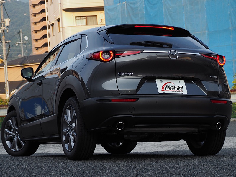 新型CX-30 リアガーニッシュ 2P  鏡面仕上げ2026年MC後対応｜マツダ MAZDA CX30 高品質ステンレス製 カスタム 専用 パーツ ドレスアップ アクセサリー 社外品 オプション エアロ