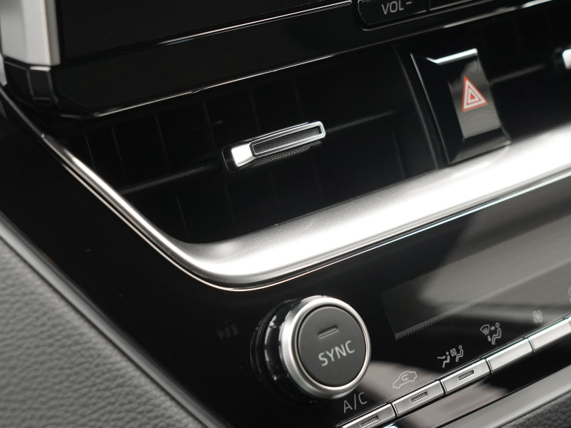 �����������饯���� �������饹�ݡ��� ��������ġ���� ���� ��������ܥ����¦�ѥͥ� 1P ���ƥ󥷥�С� 2025ǯ�ޥ��ʡ������󥸸��б� �åȥ西 TOYOTA COROLLA CROSS 6AA-ZVG11 3BA-ZSG10 6AA-ZVG15 ���� �������� �ѡ��� ���� �ɥ쥹���å� ���������꡼ ���ץ���� ����ѥ� ����ƥꥢ �ѥͥ� ���С� �ҳ�