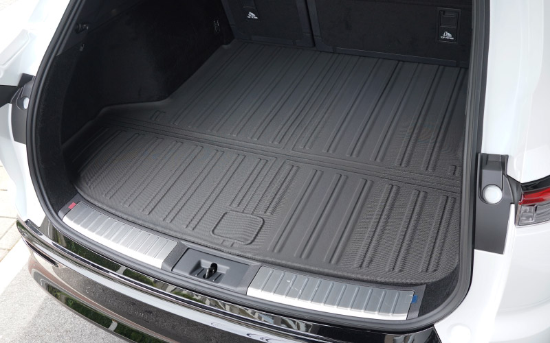 クラウンエステート ラゲッジマット ラバータイプ 1P ブラック｜TOYOTA トヨタ CROWN ESTATE RS Z AZSH39W AZSH38W 専用 カスタム パーツ ドレスアップ アクセサリー オプション 内装 カー用品 社外 トランク ラゲージ スペース 荷室 フロアマット 防水 保護 傷防止 キズ隠し