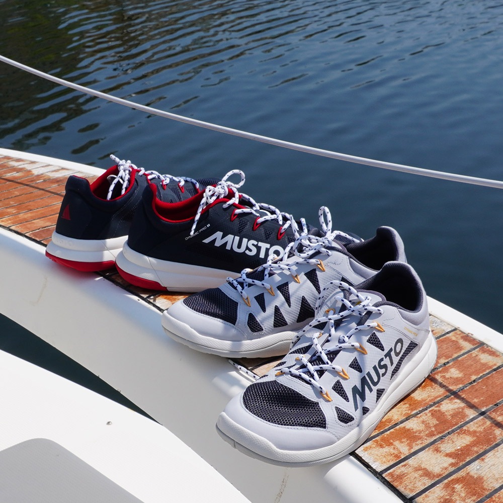 ★MUSTO|ムスト　DYNAMIC PRO II Adapt　トゥルーネイビー