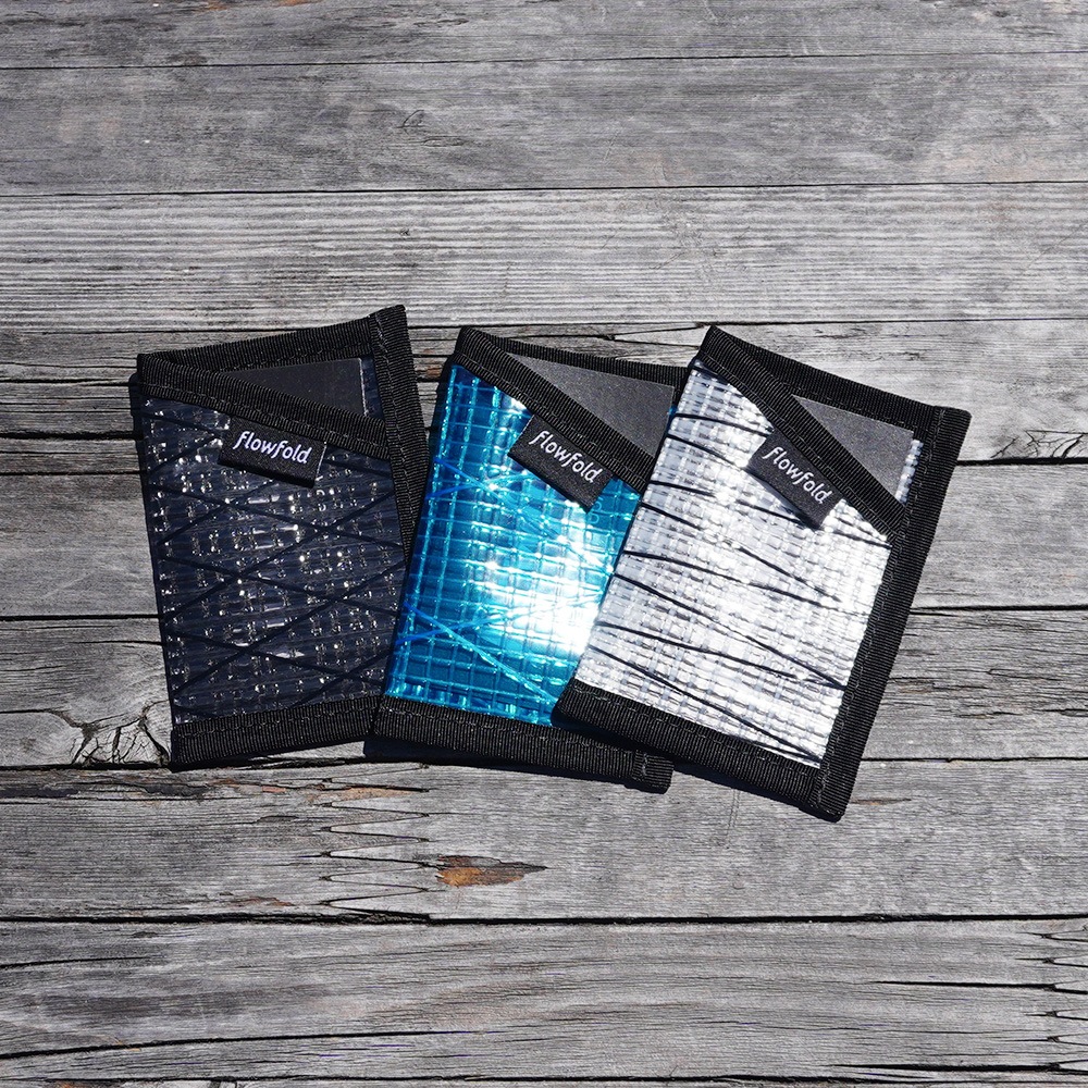 Flowfold|フローフォールド　Recycled Sailcloth Minimalist  Card Holder Wallet （Cyan Sailcloth）
