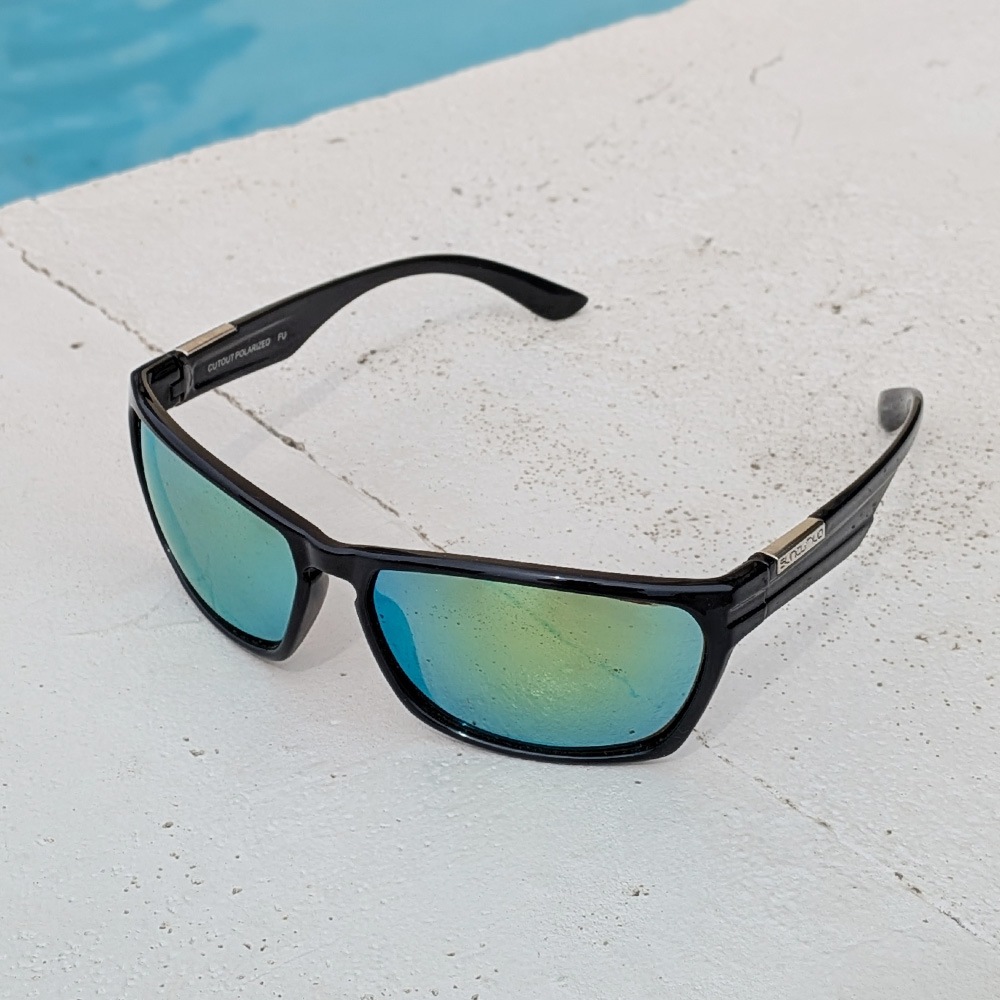 SUNCLOUD|サンクラウド CUTOUT ブラックxグリーンミラー