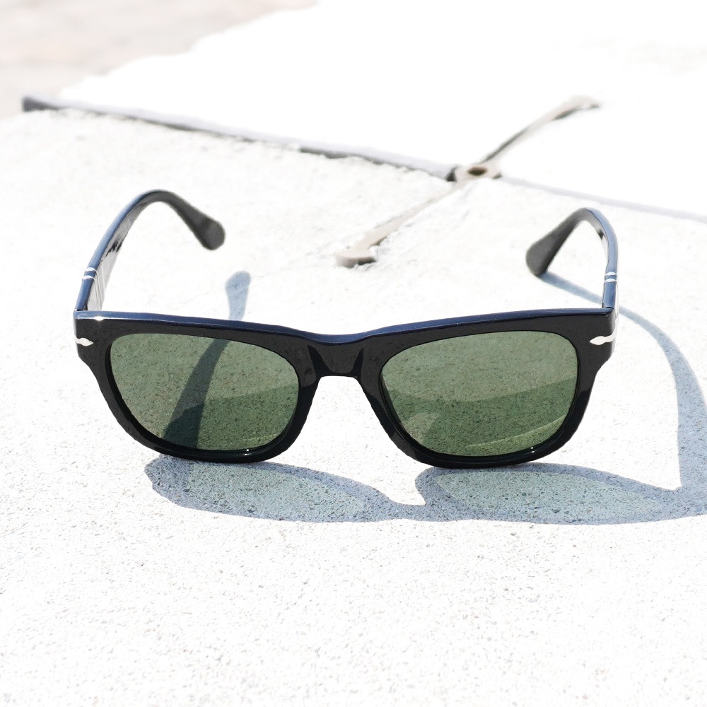 てっぱん　パーソル　PERSOL サングラス　ブラック　ケース付 Persol - Persol / ペルソール | 3025-S / サングラス アイウェア