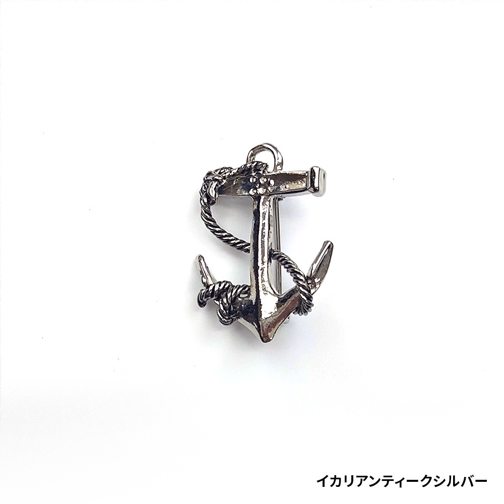 ブローチ