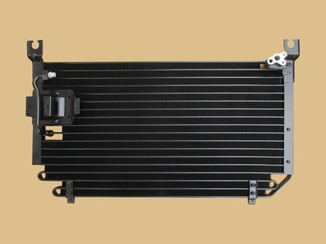 スカイライン　コンデンサー　HCR32　92110-04U01　O-ﾘﾝｸﾞ2個付き　リビルト