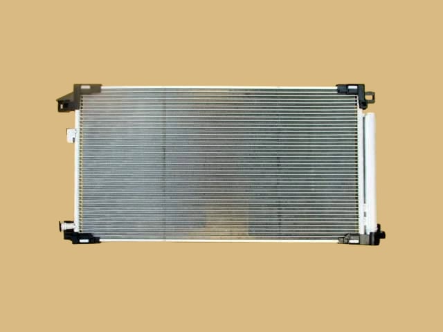 カローラ コンデンサー ZWE211 88460-10320 クリップ/O-リング付き