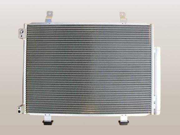 スイフト　コンデンサー　ZC72S　95310-68L00　Oﾘﾝｸﾞ2個付　社外新品
