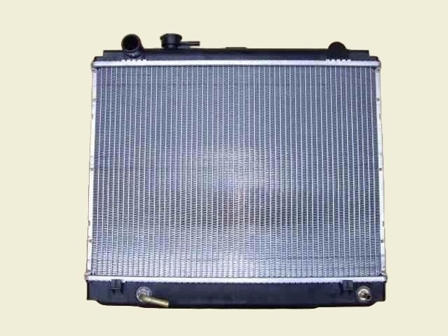 クイックデリバリー　ラジエーター　LH82K　16400-5B690　ブラケット再利用　社外新品
