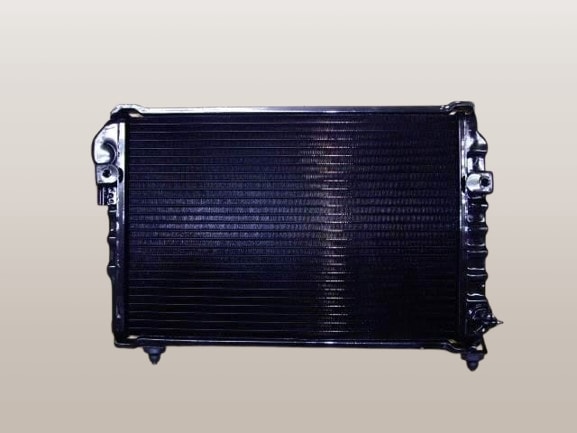 サンバー　ラジエーター　KV3　45111TA060　AT車　リビルト品