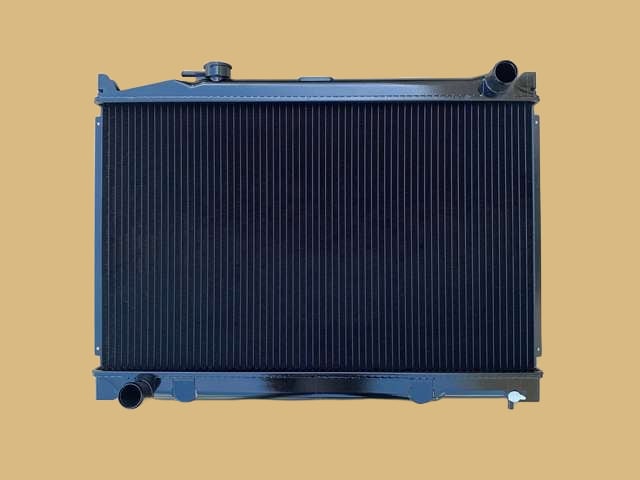 プロシードマービー　ラジエーター　UV66R　G613-15-200A　MT車　社外新品
