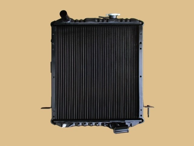 エルフ　ラジエーター　NKR58ED　8-94258-595-2　リビルト