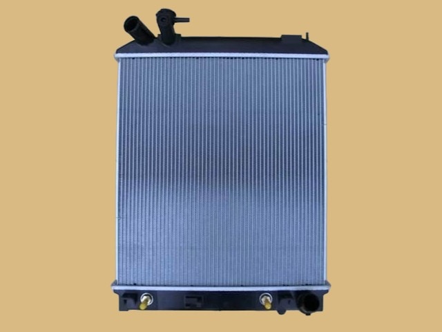 タイタン　ラジエーター　LLR85A　1K1K-15-200　ブラケット再利用　社外新品
