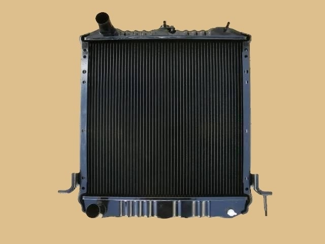 コンドル　ラジエーター　BKR66G##　MT車　21400-89TB5　リビルト品