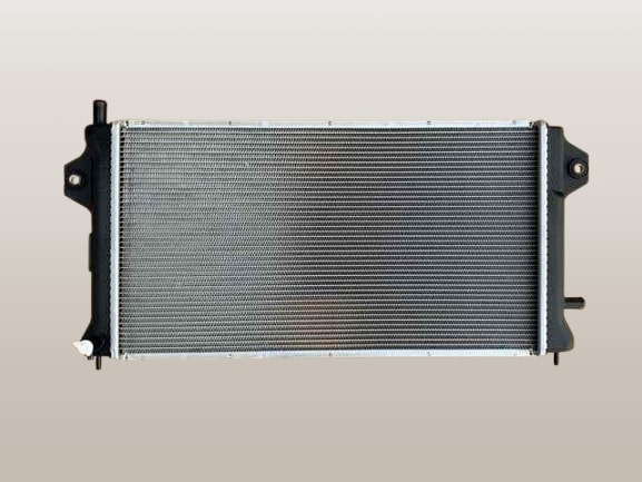 アウトランダー　モーター用　ラジエーター　GG2W　GG3W　　1350A898　社外新品