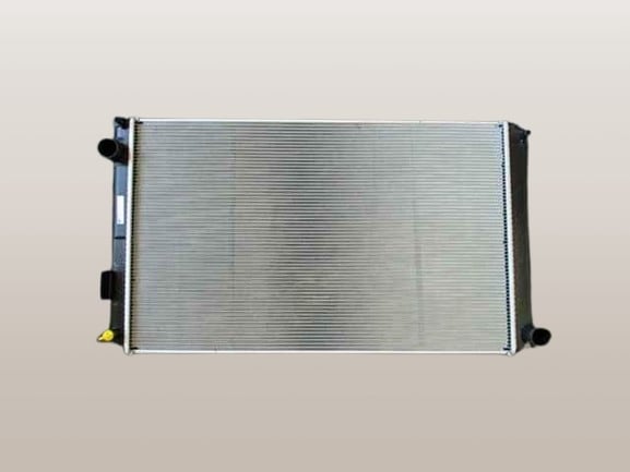 レクサスNX300　ラジエーター　AYZ10　AYZ15　16400-36080　16400-36081  社外新品