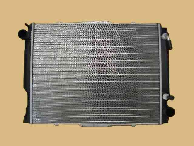 社外優良ラジエター トヨタ ハイエース KZH138V メイン4用 品番：DAP143004-M01 社外新品 国内メーカー製