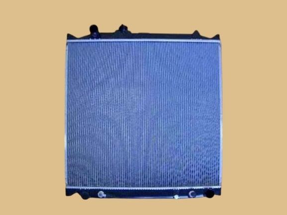 ランドクルーザー ランクル 100系 UZJ100W 16400-50210 16400-50360 社外新品 ラジエーター KOYORAD ラジエーター 16400-50211 トヨタ ランドクルーザー UZJ100Wに適合 トヨタ ランドクルーザー ラジエーター  UZJ100W AT 用 社外