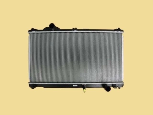 レクサス　IS350　ラジエーター　GSE21　16400-31440　422133-5610　422133-5611　社外新品