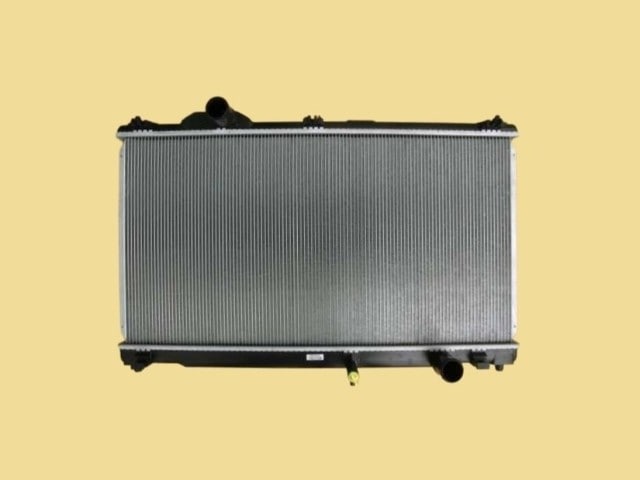 レクサス　IS250　ラジエーター　GSE25　16400-31440　422133-5610　422133-5611　社外新品