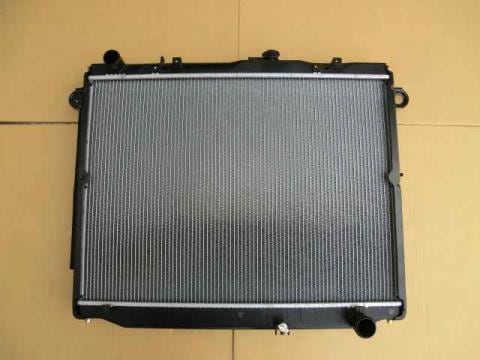 ランドクルーザー ランクル 100系 UZJ100W 16400-50210 16400-50360 社外新品 ラジエーター KOYORAD ラジエーター 16400-50211 トヨタ ランドクルーザー UZJ100Wに適合 トヨタ ランドクルーザー ラジエーター  UZJ100W AT 用 社外