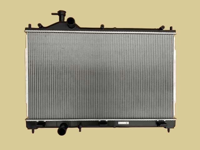 アウトランダー　ラジエーター　GG2W　1350A601　エンジン用　社外新品