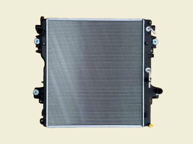 ラジエーター トヨタ ランドクルーザー URJ202W UZJ200W 2007年