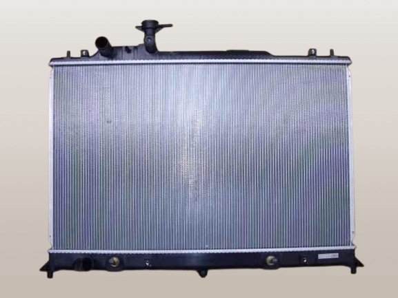 MPV　ラジエーター　LY3P　L33D-15-200E　社外新品