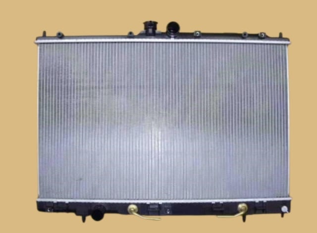 エアトレック　ラジエーター　CU2W　MR968696　社外新品