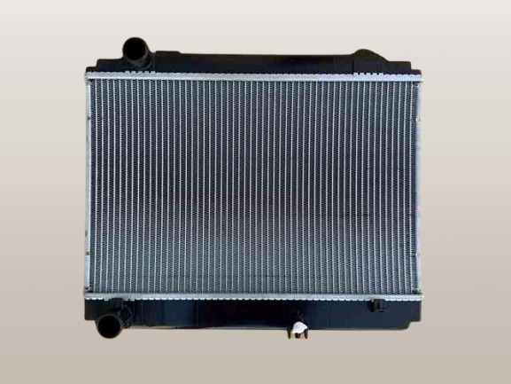 レンジャー　ラジエーター　BU182M　16400-58440　ブラケット再利用　★コア返却厳守商品★　リビルト