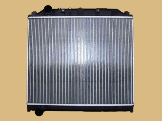 ファイター　ラジエーター　FK71FDX　ME407885　ブラケット再利用　社外新品　