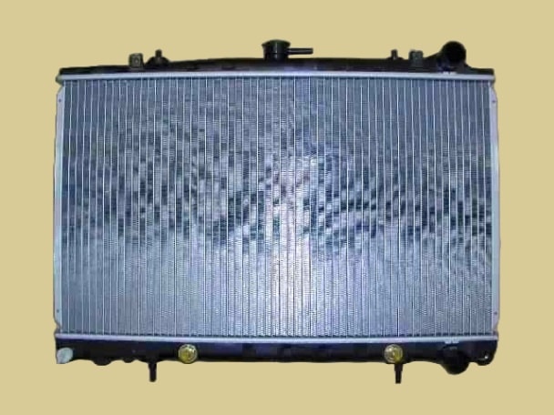 ラジエーター イスズ ギガマックス EXD51 6WF1 MT MT車用 参考純正品番：1-21410834 AP-RAD-0058 ラジエーター イスズ ギガマックス EXD51 6WF1 MT MT車用 参考純正品番