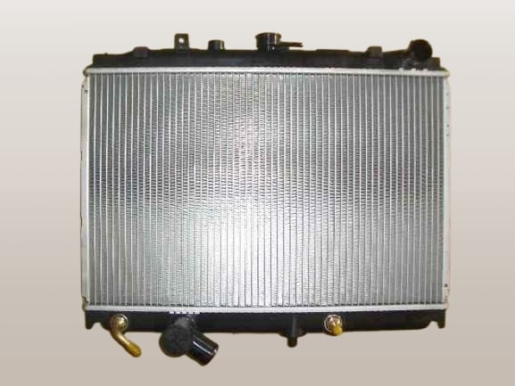 バネット　ラジエーター　SK82LN　AT車　ブラケットは現物再利用　21410-HA00B　社外新品