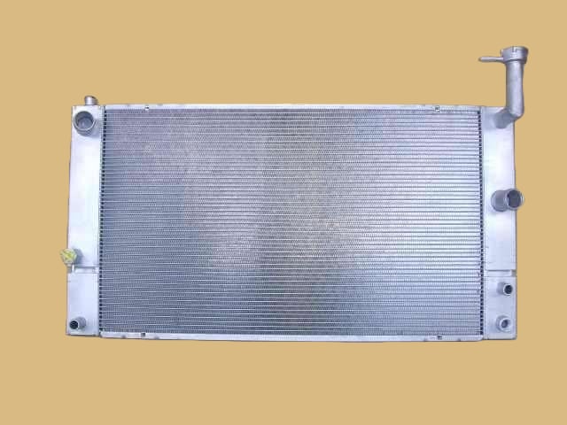 プリウス　ラジエーター　NHW20　16041-21282　取付けステ再利用　社外新品
