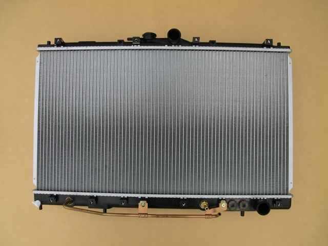 ラジエーター ミツビシ ディアマンテ F27A 6G72 AT 1990年02月〜1995年01月 AT車用 参考純正品番：MB924266 AP-RAD-2435