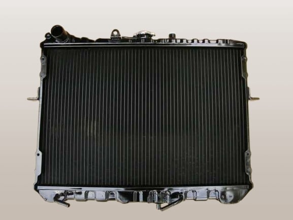 ボンゴ　ラジエーター　SSF8R　RFF1-15-200A　AT車　リビルト品