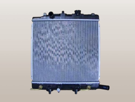 フェスティバミニワゴン　ラジエーター　DW3WF　DW5WF　B5C8-15-200　B5C8-15-200A　B5C8-15-200B　B5C8-15-200C　社外新品　