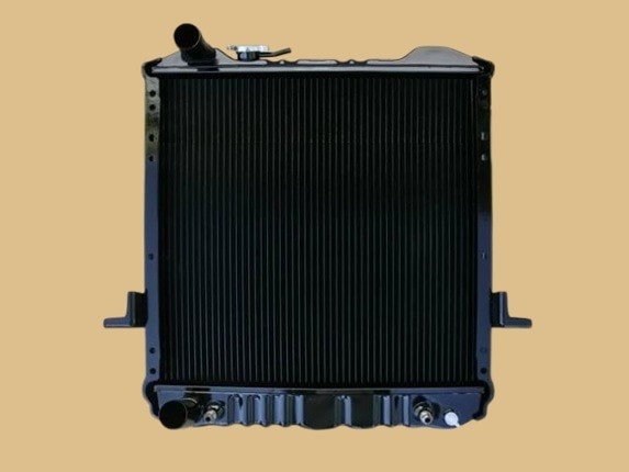 エルフ　ラジエーター　NKR71EA　NKR71EAV　AT車　8-97162-148-1　リビルト