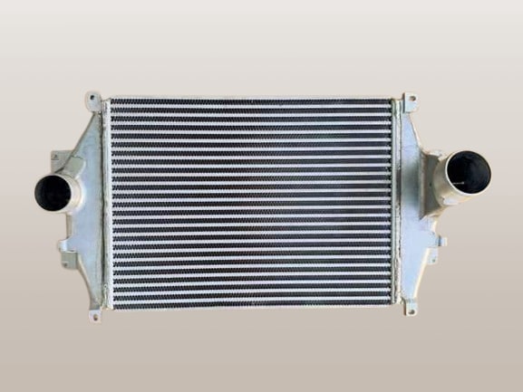 プロフィア　インタークーラー　FR1E#　17940-E0540　127100-3890　127100-3893　社外新品