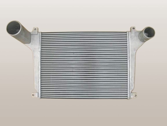 レンジャー　インタークーラー　FG8JG　17940-E0610　17940-E0611　社外新品