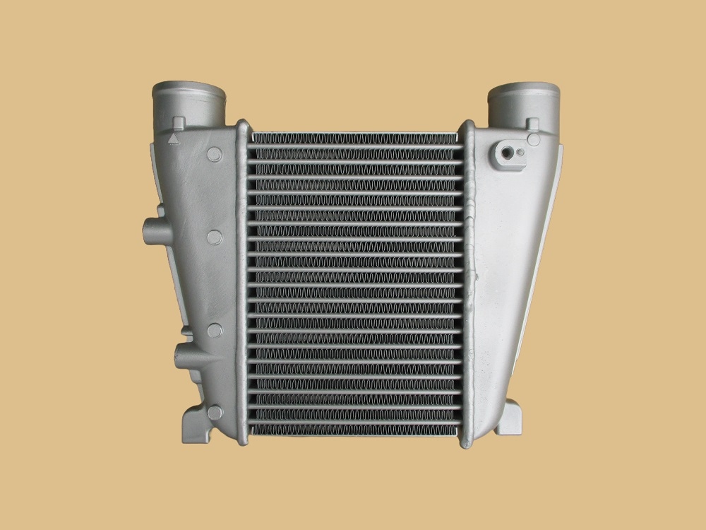 テラノレグラス　インタークーラー　JTR50　14461-2W201　現物修理対応