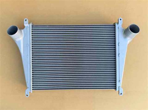 フォワード　インタークーラー　FRR90T2　8-98239-500-0　リビルト品