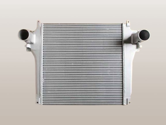 ヒノ　プロフィア　インタークーラー　GN2PV　24300-2200　リビルト品