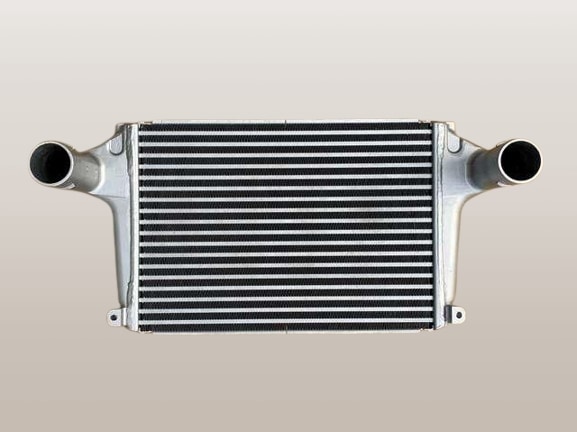 レンジャー　インタークーラー　FJ7JS　17940-E0560　リビルト品