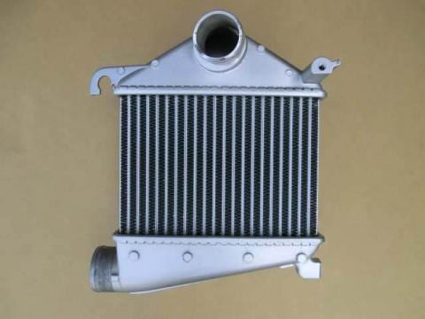キャラバン インタークーラー DWMGE25 14461-VX100 ☆リビルト品 
