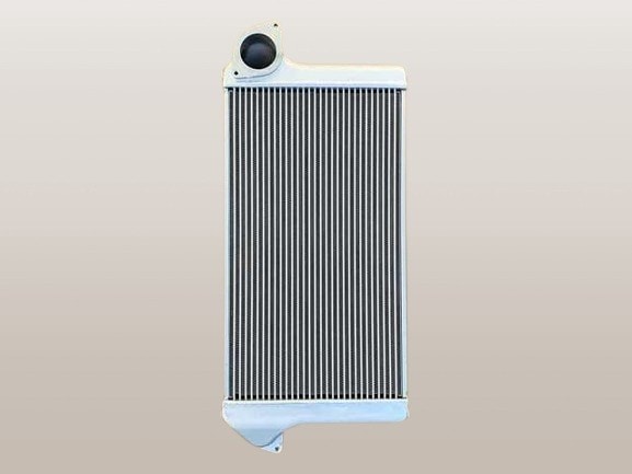 ヒノ　バス　インタークーラー　RR7JJA　24300-2280　S2430-02280　S243-002280　リビルト品　コア新品　コア返却不要でOK