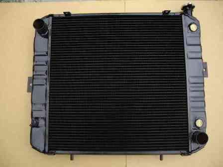 コマツフォークリフト　ラジエーター　SD25-5　AT　3SB-04-61110　リビルト品