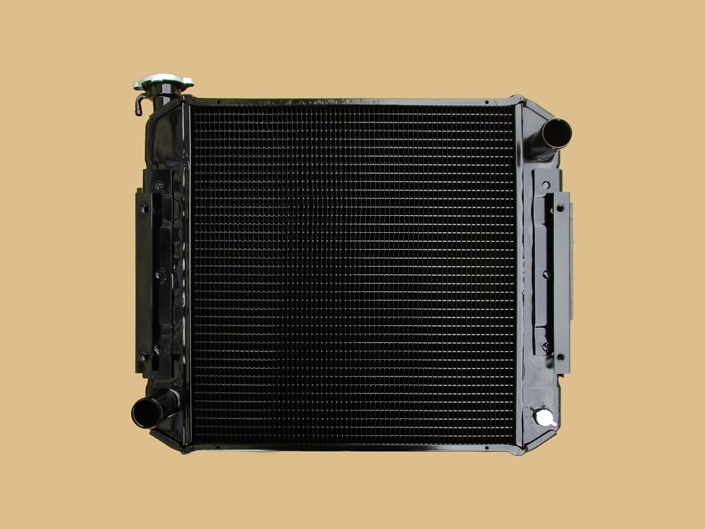 フォークリフト　ラジエーター コマツフォークリフト ラジエーター FG20-8 ノンクラッチ車 3EB-04